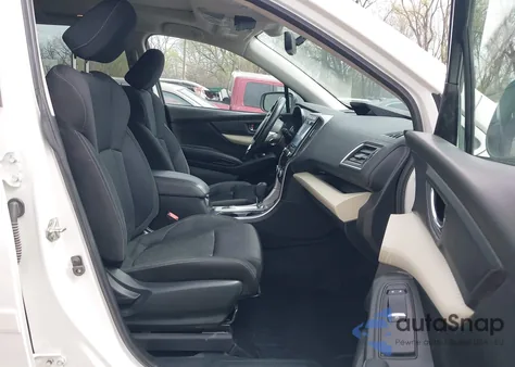 2020 Subaru Ascent Premium z USA, uszkodzony, nr VIN 4S4WMAED5L3419010